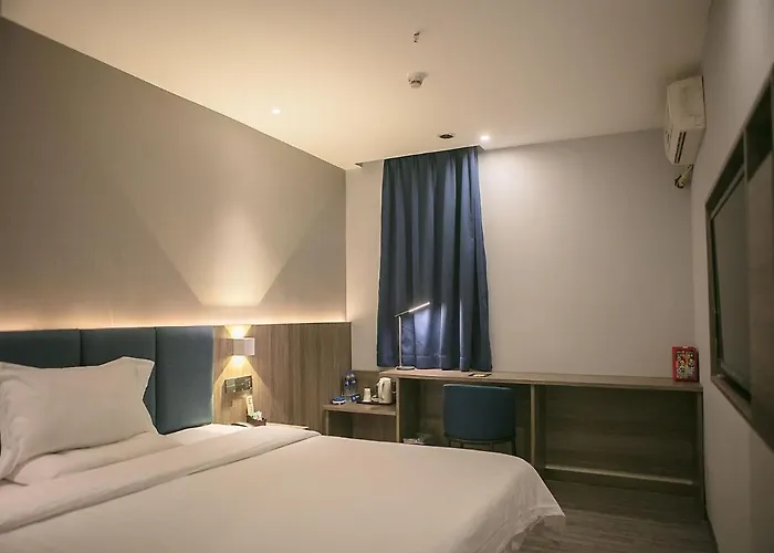 Superior Queen Room